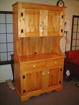 パインのカップボード